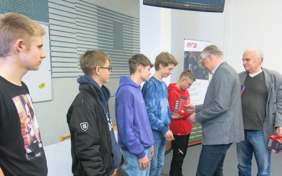 ERA podpořila soutěž Praktická elektronika na pardubické průmyslovce