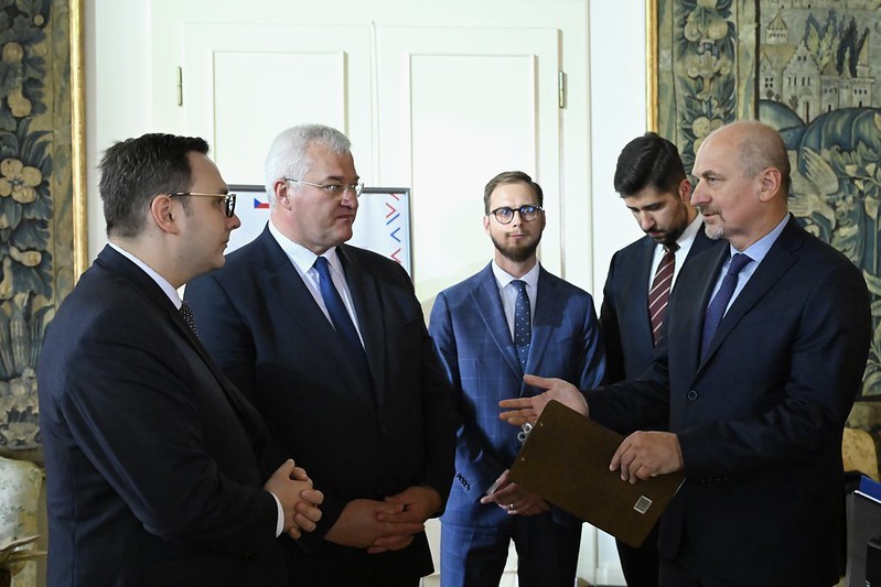 ERA prezentovala svůj koncept obnovy letecké infrastruktury Ukrajiny