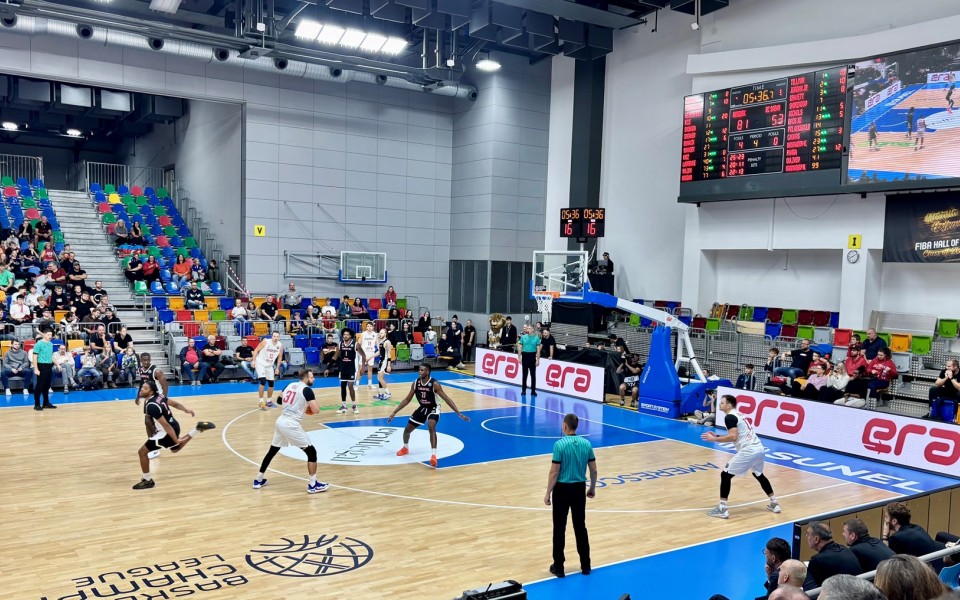ERA Basketbal Nymburk zahájil novou sezonu výhrou v Basketball Champions League