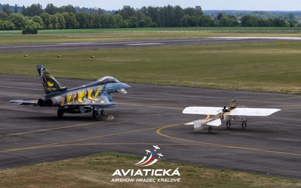 Aviatická pouť: historie létání i hi-tech současnost v kostce